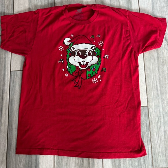 Buc-ee’s Rockin’ Around the Christmas Tree Beaver T-Shirt Red Adult Size Large - Picture 2 of 7